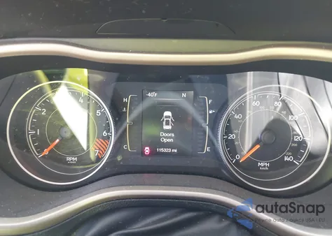 2015 Jeep Cherokee Latitude из США, поврежденный, VIN 1C4PJLCB0FW607712